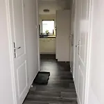 Malefi 1 Am Gülser Moselbogen Chalet *